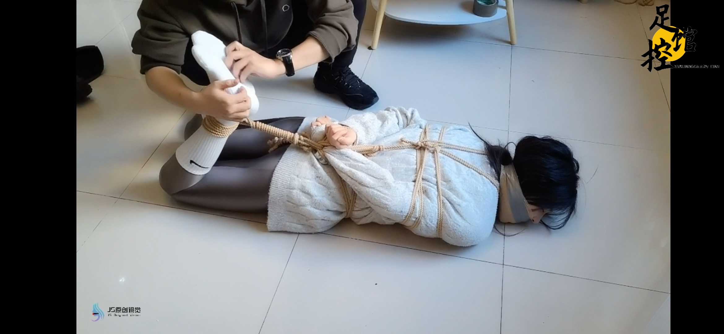 Screenshot_20231121_223450_com.huawei.himovie.jpg